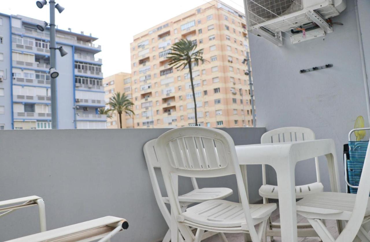 Apartamento Madrid กาดิซ ภายนอก รูปภาพ